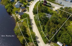 4154 Highway 3, Chester, Nova Scotia B0J 1J0