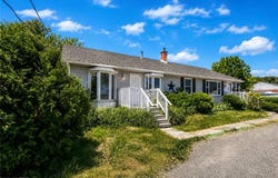 2696 Highway 6, Hamilton, Ontario L0R1W0
