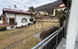 Su richiesta, Astano, Ticino 6999