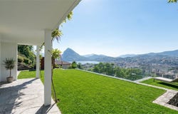 Lugano, Ticino 6900
