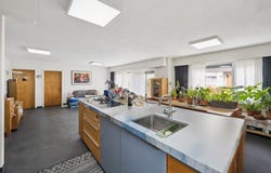 Austrasse 47, Aesch, Basel-Landschaft (canton) 4147