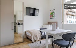 zurich, Zürich (canton) 8052