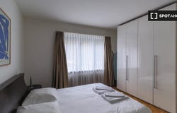 zurich, Zürich (canton) 8002