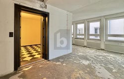 Zürich, Zürich (canton) 8021