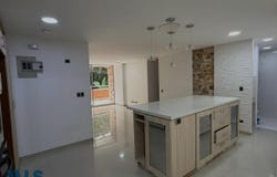unit: 121, Envigado, Envigado