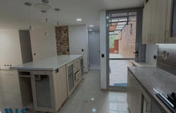 unit: 121, Envigado, Envigado