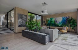 unit: 27, Envigado, Envigado