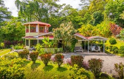 Amazing Mountain View and Ocean View House and Guest House on 4.5 Acres of land in Ojochal, Ojochal, Puntarenas 60501