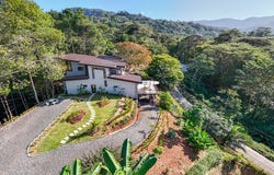 Luxury 3 Bedroom Home with Ocean Views in Downtown Uvita, Uvita, Puntarenas