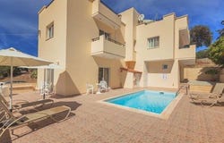 Polis, Paphos 8820