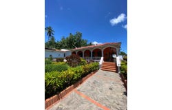 Samana (Cabecera), Samaná Province 32000