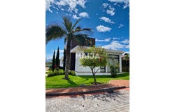 Urbanizacion Viña del Chiche, Hilacril Plaza, Quito, Pichincha 170903