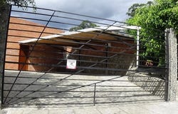 BRAND-NEW MODERN HOME IN VILCABAMBA! Indoor/Outdoor Pool | Private Sauna | Lock-and-Leave Convenience, Cucanamá, Loja
