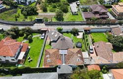 Calle Pamplona y Malaga Urb. El limonar 2 y 3 Lumbisi Cumbaya 17, Quito, Quito, Pichincha,, Quito, Pichincha