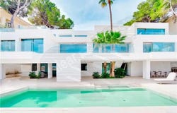 Calvià, Balearic Islands 07184