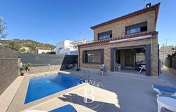 Pineda de Mar, Catalonia 08397