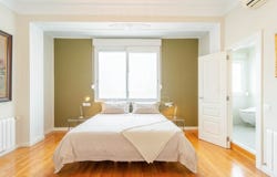 Valencia, Valencian Community 46005