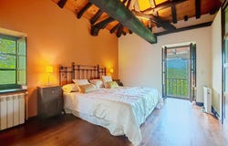 Pravia, Asturias 33120
