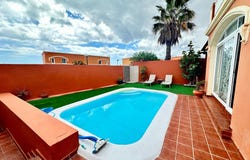 Puerto del Rosario, Canary Islands 35610