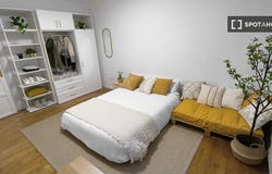 pamplona, Navarre 31005