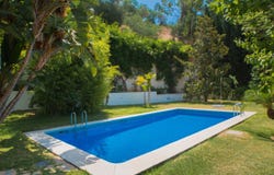 Este, Andalusia