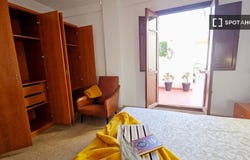 valencia, Valencian Community 46011