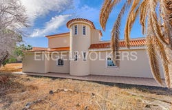 Adeje, Canary Islands 38678