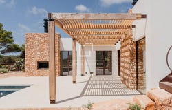 Es Calo, Balearic Islands 07872