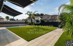 Cambrils, Catalonia 43850