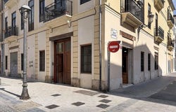 Valencia, Valencian Community 46011