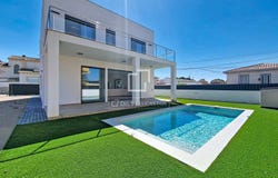 El Vendrell, Catalonia 43700
