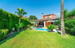 Calvià, Balearic Islands 07184