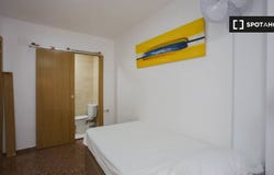valencia, Valencian Community 46022