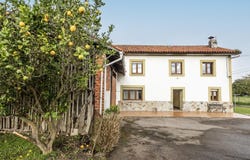 Cudillero, Asturias 33157