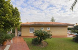 Picassent, Valencian Community 46220