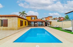 Tacoronte, Canary Islands 38358