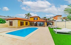 Tacoronte, Canary Islands 38358