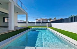 El Vendrell, Catalonia 43700
