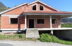 Tomino, Pontevedra