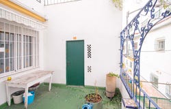 Sevilla, Andalusia 41015