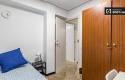 valencia, Valencian Community 46004