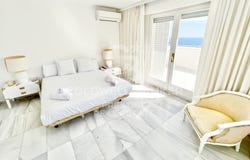 Castelldefels, Catalonia 08860