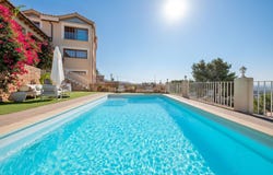 Palmanyola, Balearic Islands 07193