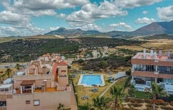 Dona Julia, Malaga