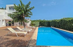 Es Castell, Balearic Islands 07720