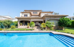 Cambrils, Catalonia 43850