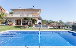 Alella, Catalonia 08328