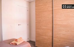 valencia, Valencian Community 46011