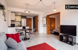 valencia, Valencian Community 46015
