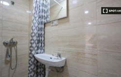 valencia, Valencian Community 46022